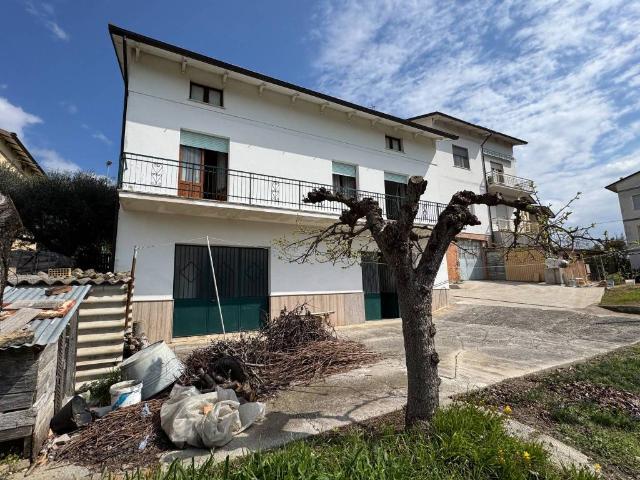 Villa Indipendente in vendita a Marche, Fermo