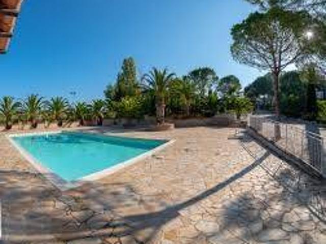 Villa Indipendente in vendita a Marche, Fermo