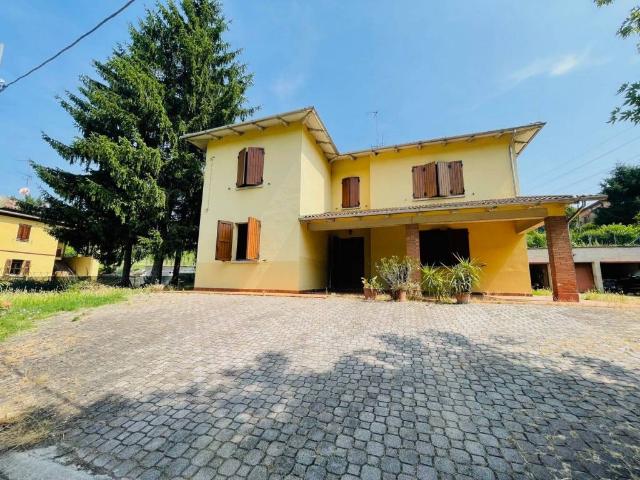Villa Indipendente in vendita a Unione dei comuni Valli del Reno, Lavino e Samoggia, Monte San Pietro