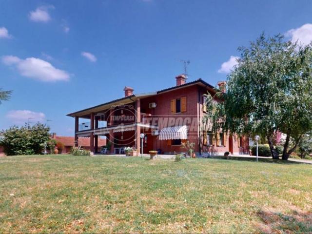 Villa Indipendente in vendita a Unione dei comuni Valli del Reno, Lavino e Samoggia, Monte San Pietro