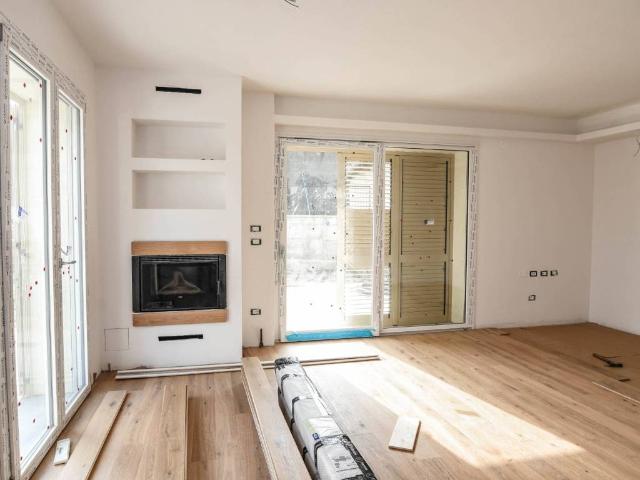 Villa Indipendente in vendita a Unione dei comuni Valli del Reno, Lavino e Samoggia, Monte San Pietro