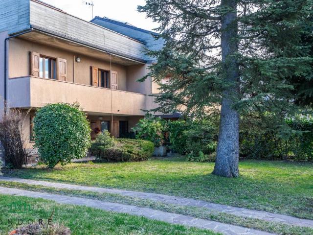 Villa Indipendente in vendita a Unione dei comuni Valli del Reno, Lavino e Samoggia, Monte San Pietro
