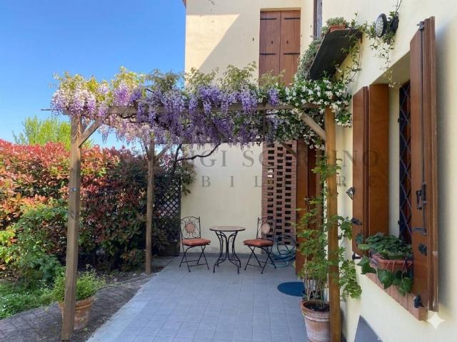 Villa Indipendente in vendita a Unione dei comuni Valli del Reno, Lavino e Samoggia, Monte San Pietro