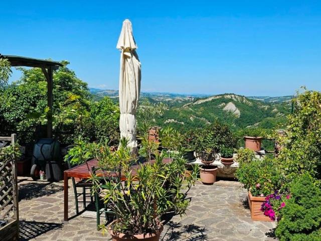 Villa Indipendente in vendita a Unione dei comuni Valli del Reno, Lavino e Samoggia, Monte San Pietro