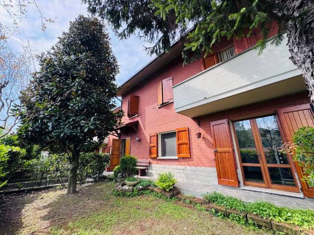 Villa Indipendente in vendita a Unione dei comuni Valli del Reno, Lavino e Samoggia, Monte San Pietro