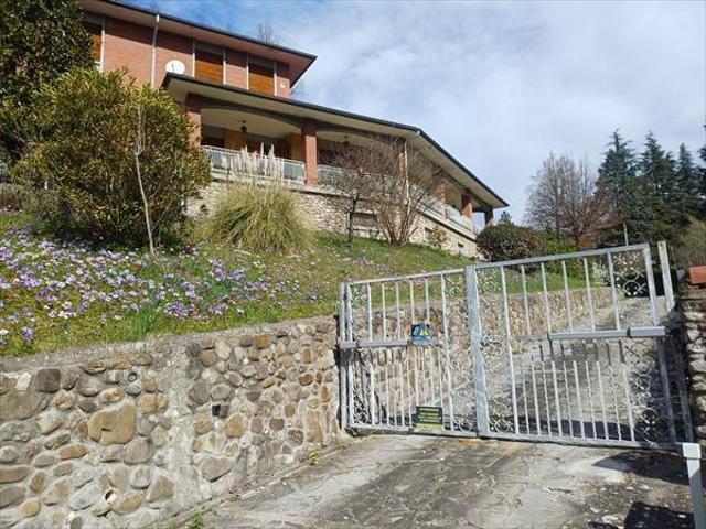 Villa Indipendente in vendita a Unione dei comuni Valli del Reno, Lavino e Samoggia, Monte San Pietro