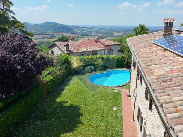 Villa Indipendente in vendita a Unione dei comuni Valli del Reno, Lavino e Samoggia, Monte San Pietro