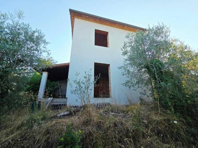 Villa Indipendente in vendita a Monte San Savino, Arezzo