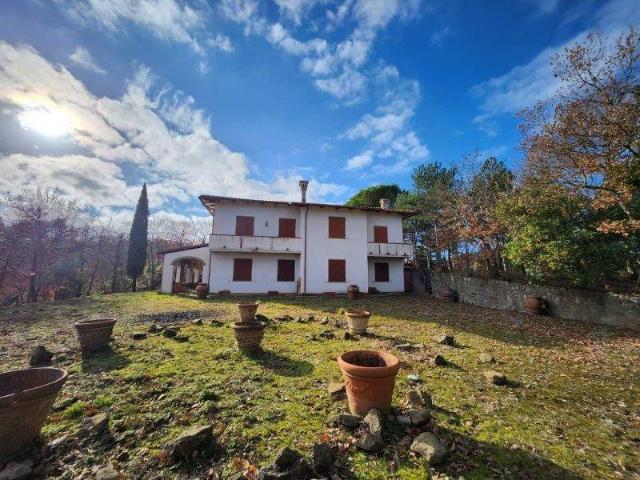 Villa Indipendente in vendita a Monte San Savino, Arezzo