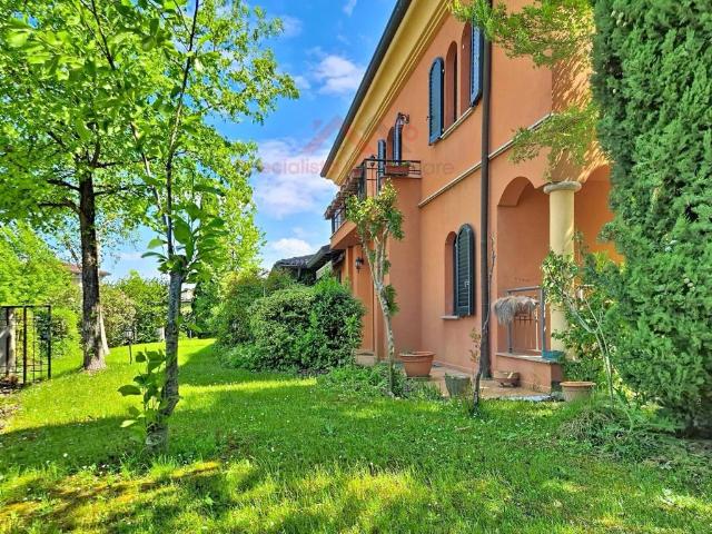 Villa Indipendente in vendita a Montebello Della Battaglia, Lombardia
