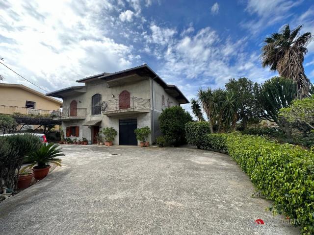 Villa Indipendente in vendita a Calabria, Reggio Calabria
