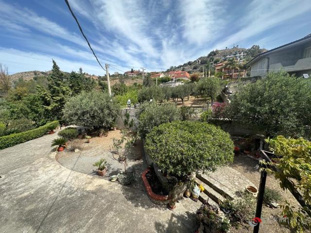 Villa Indipendente in vendita a Calabria, Reggio Calabria