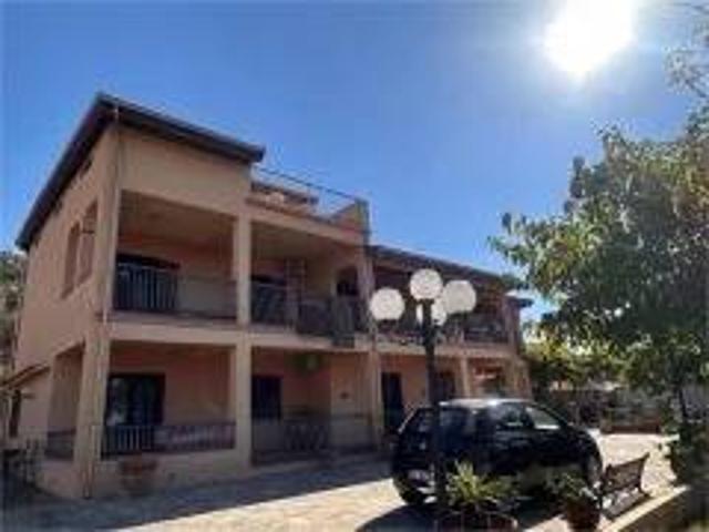 Villa Indipendente in vendita a Fucidà, Montebello Jonico