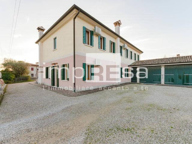 Villa Indipendente in vendita a Caonada, Montebelluna