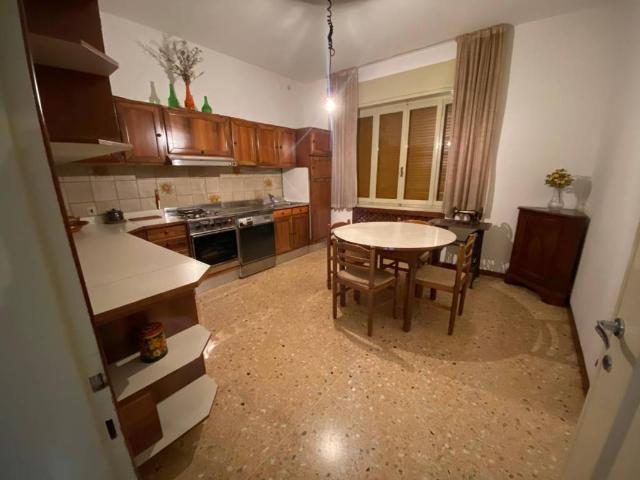 Villa Indipendente in vendita a Mercato Vecchio, Montebelluna