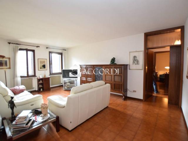 Villa Indipendente in vendita a Centro, Montebelluna