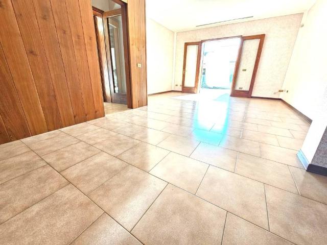 Villa Indipendente in vendita a Guarda, Montebelluna