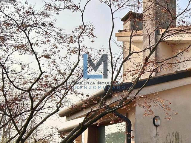 Villa Indipendente in vendita a Mercato Vecchio, Montebelluna