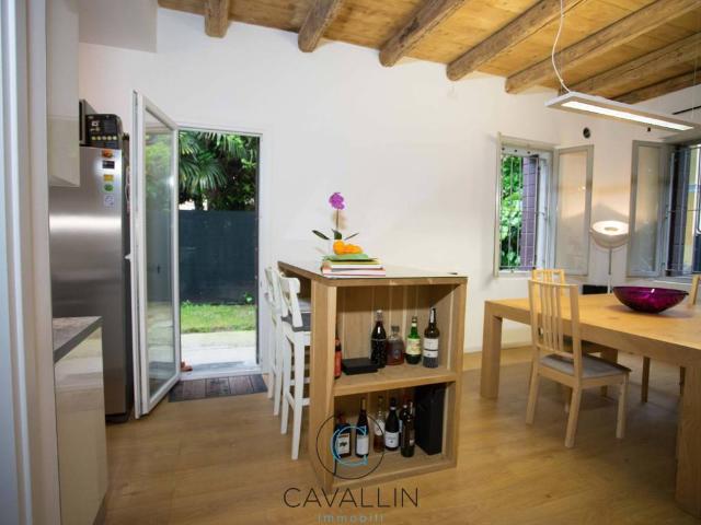 Villa Indipendente in vendita a Centro, Montebelluna