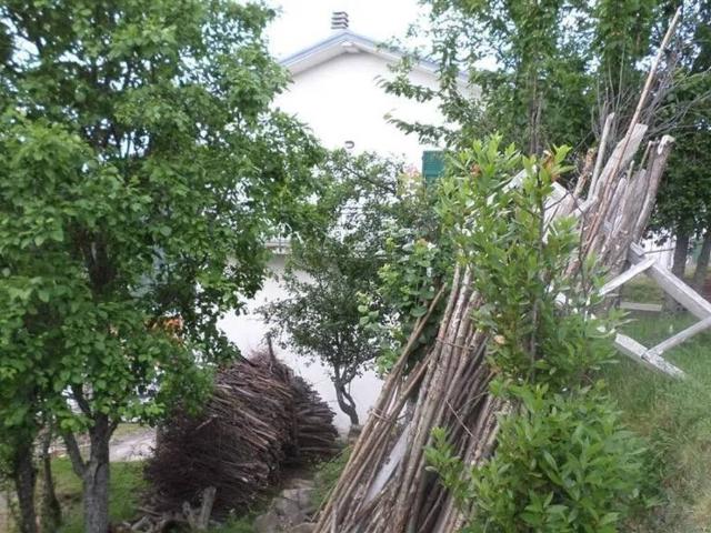 Villa Indipendente in vendita a Montebruno, Liguria