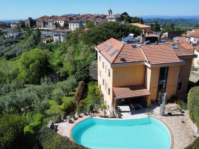 Villa Indipendente in vendita a Montebuono, Lazio