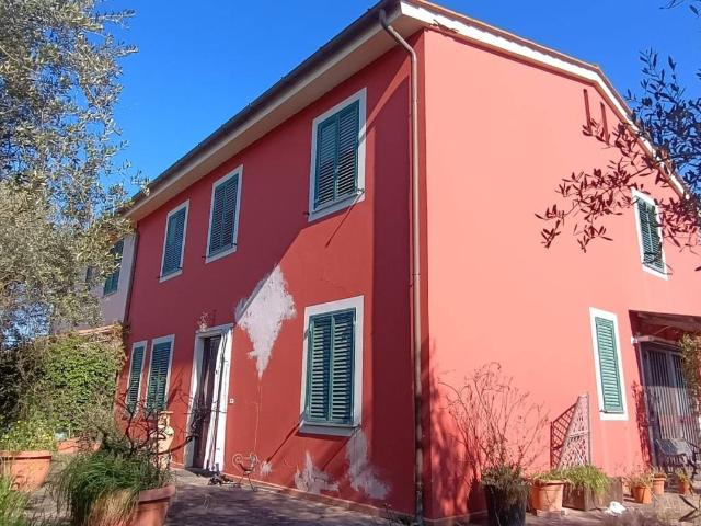 Villa Indipendente in vendita a San Giuseppe, Montecarlo