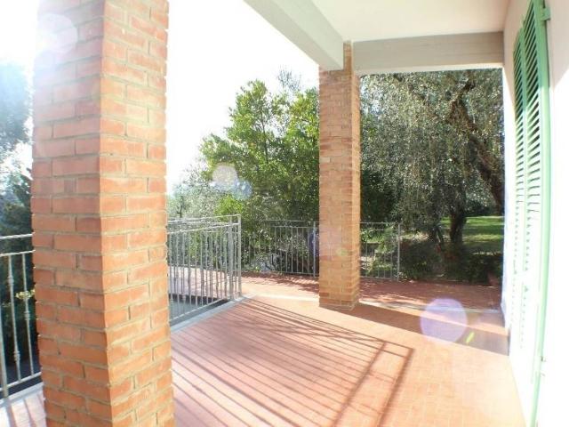 Villa Indipendente in vendita a San Salvatore, Montecarlo