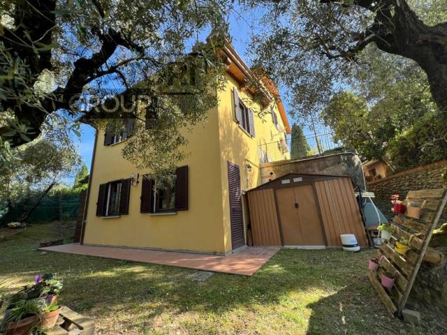 Villa Indipendente in vendita a San Salvatore, Montecarlo