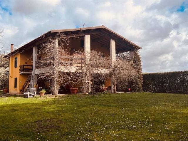 Villa Indipendente in vendita a San Giuseppe, Montecarlo
