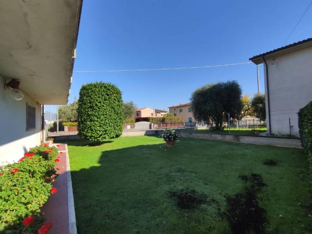 Villa Indipendente in vendita a San Salvatore, Montecarlo