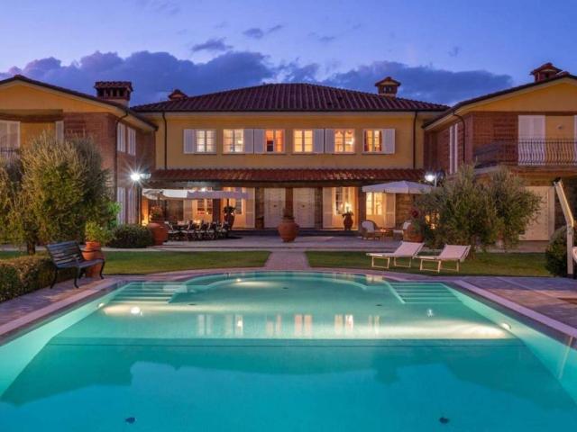 Villa Indipendente in vendita a San Salvatore, Montecarlo