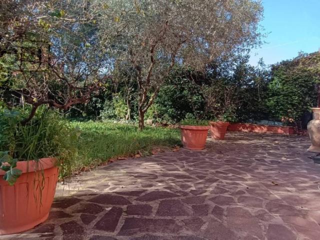 Villa Indipendente in vendita a San Giuseppe, Montecarlo