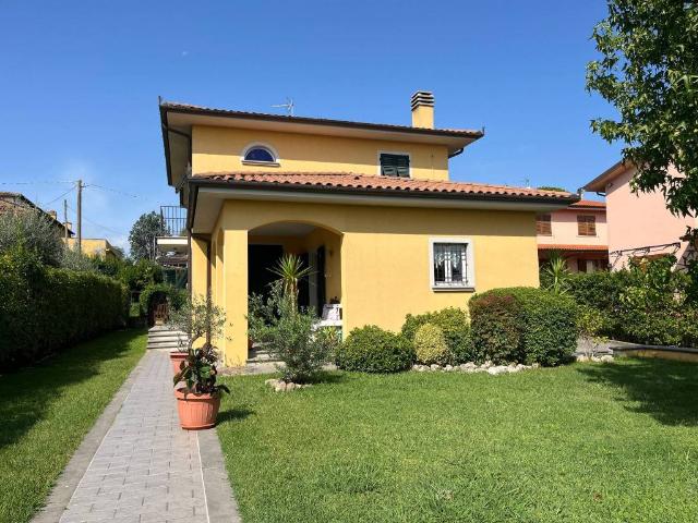 Villa Indipendente in vendita a San Giuseppe, Montecarlo