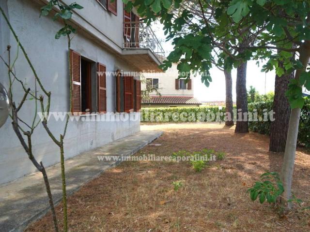 Villa Indipendente in vendita a Marche, Macerata