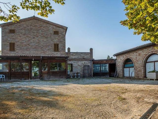 Villa Indipendente in vendita a Marche, Macerata