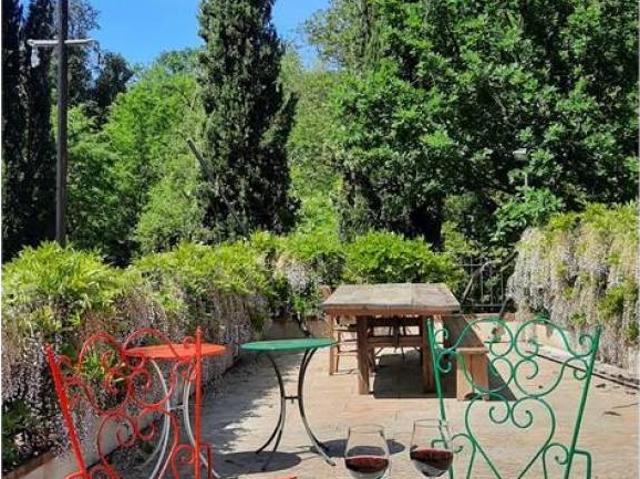 Villa Indipendente in vendita a Montecatini Terme, Toscana