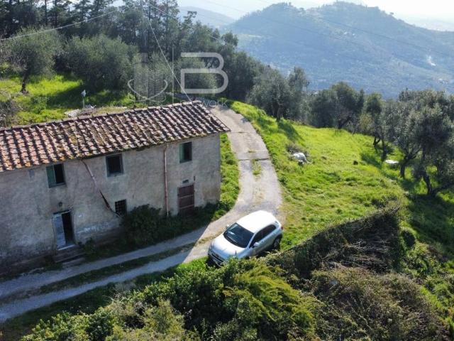 Villa Indipendente in vendita a Montecatini Alto, Montecatini Terme