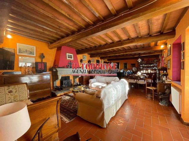 Villa Indipendente in vendita a Montecatini Alto, Montecatini Terme