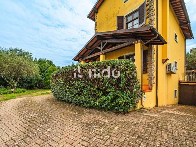 Villa Indipendente in vendita a Montecatini Alto, Montecatini Terme