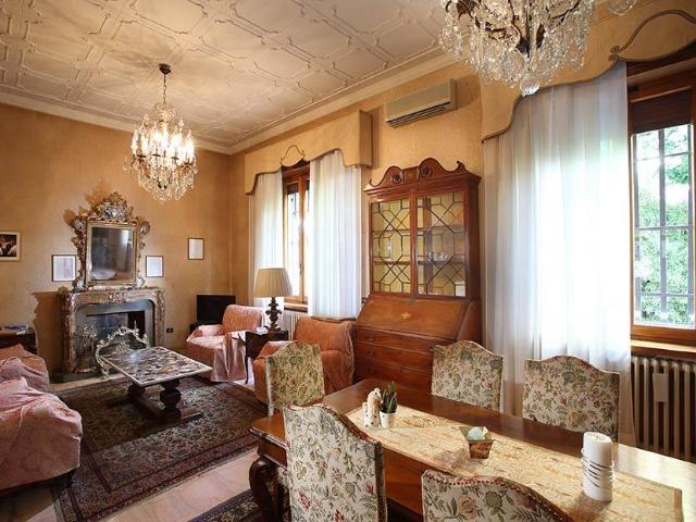 Villa Indipendente in vendita a Montecatini Alto, Montecatini Terme