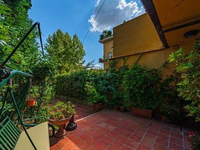 Villa Indipendente in vendita a Montecatini Alto, Montecatini Terme