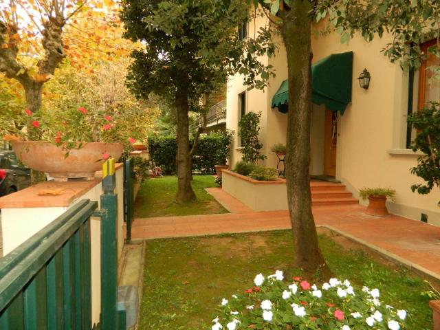 Villa Indipendente in vendita a Montecatini Terme, Pistoia