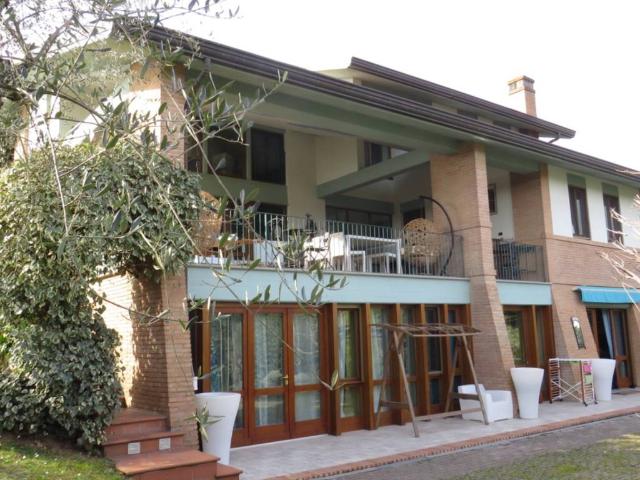 Villa Indipendente in vendita a Buggiano Castello, Buggiano