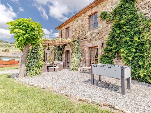 Villa Indipendente in vendita a La Miniera, Montecatini Val Di Cecina