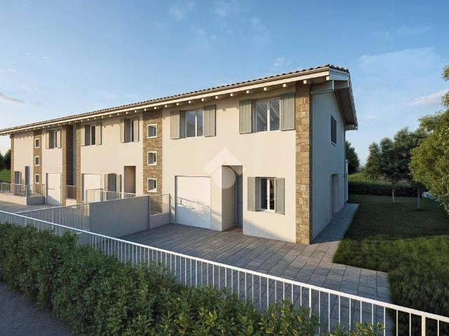 Villa Indipendente in vendita a Val d’Enza, Re
