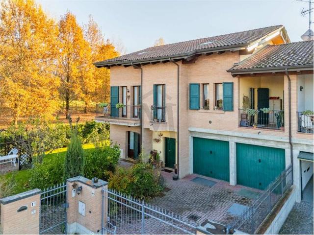 Villa Indipendente in vendita a Val d’Enza, Re