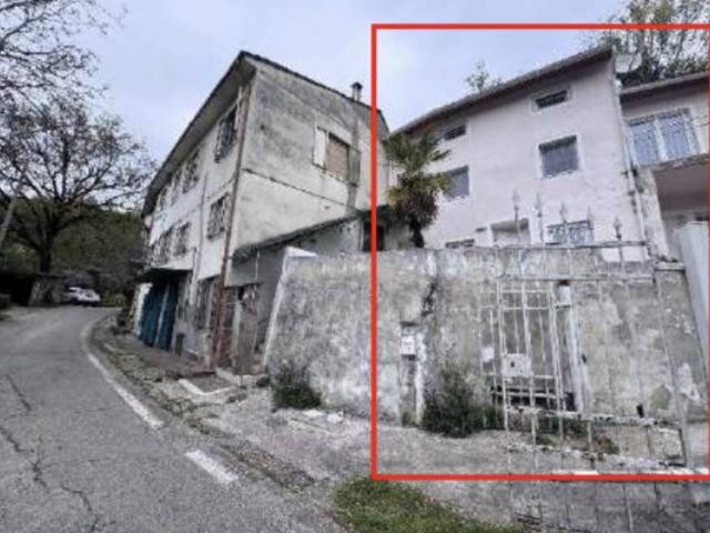 Villa Indipendente in vendita a Valdimolino, Montecchio Maggiore
