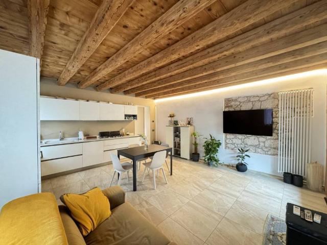 Villa Indipendente in vendita a Alte Ceccato, Montecchio Maggiore