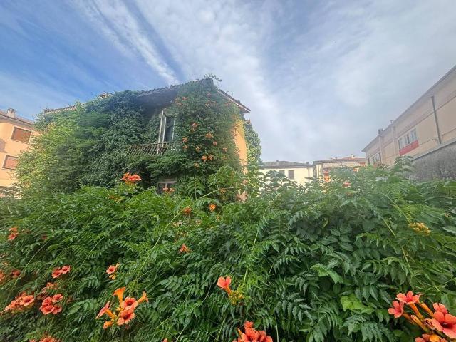 Villa Indipendente in vendita a Alte Ceccato, Montecchio Maggiore
