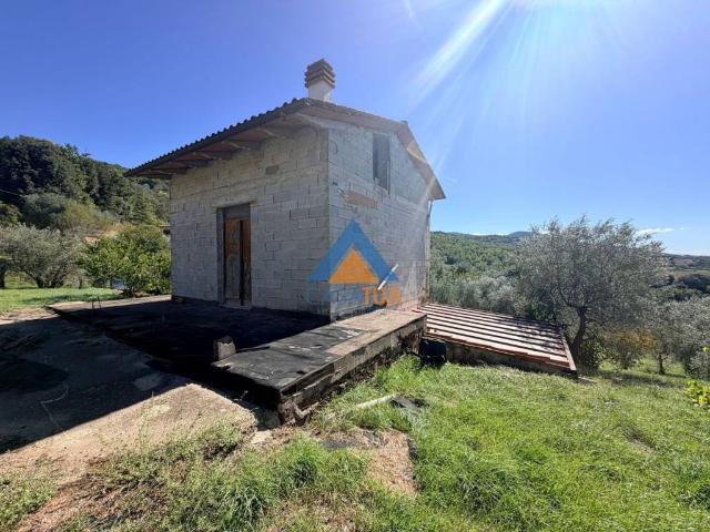 Villa Indipendente in vendita a Pozzo Ciolino, Montecchio